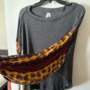 Free People Top w/ Pattern balloon sleeve